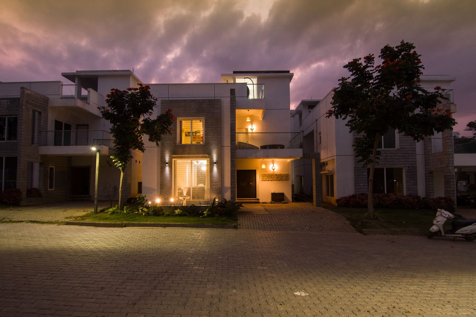 BlueJay Aster villas - Premium Luxury Villas - lightings